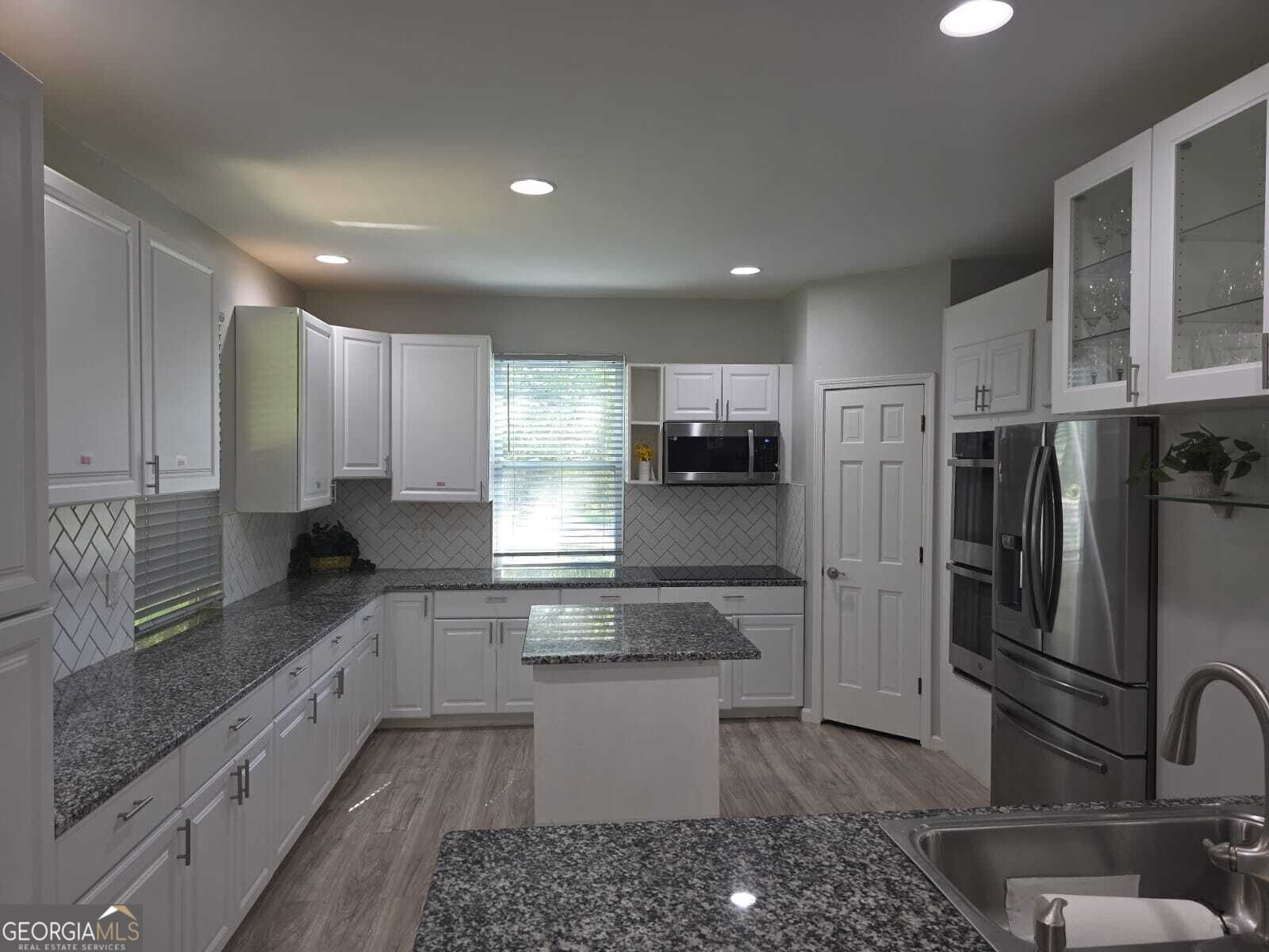 3944 Thornhill Drive Lilburn - Photo 14