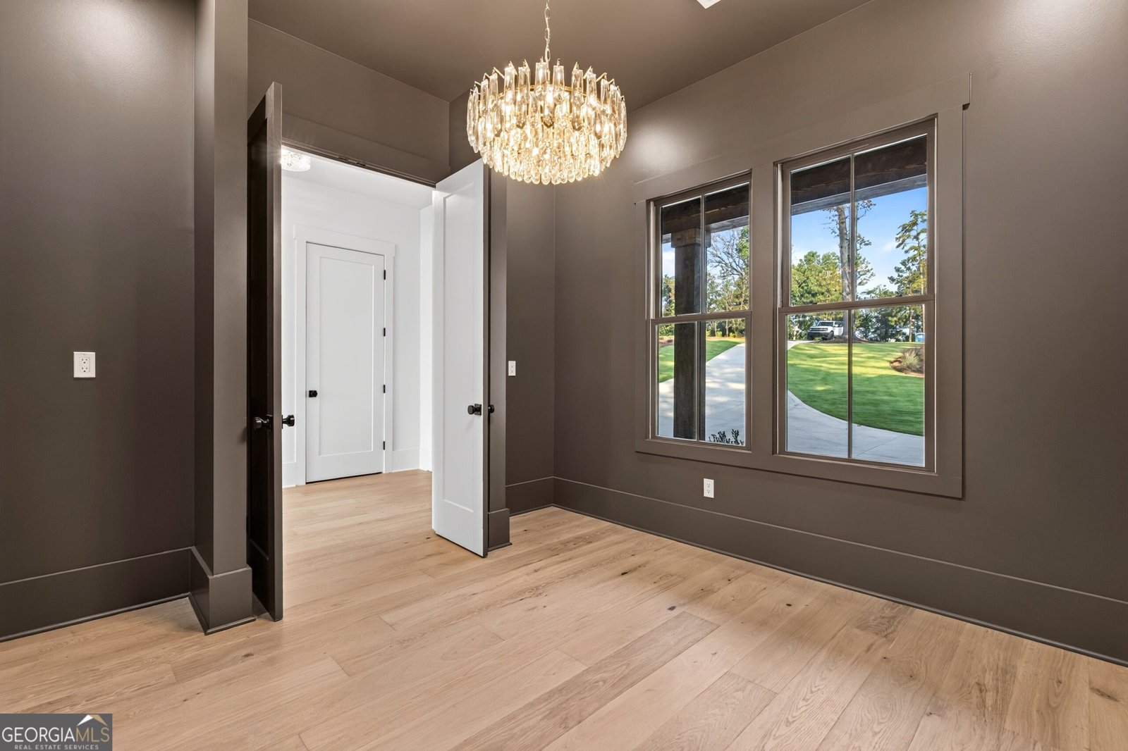 215 Falls Lane Milledgeville - Photo 8