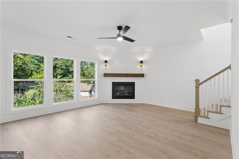 2425 Elmwood Circle Atlanta - Photo 16