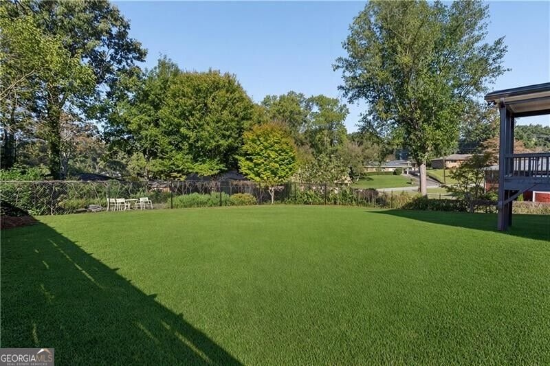 2425 Elmwood Circle Atlanta - Photo 38