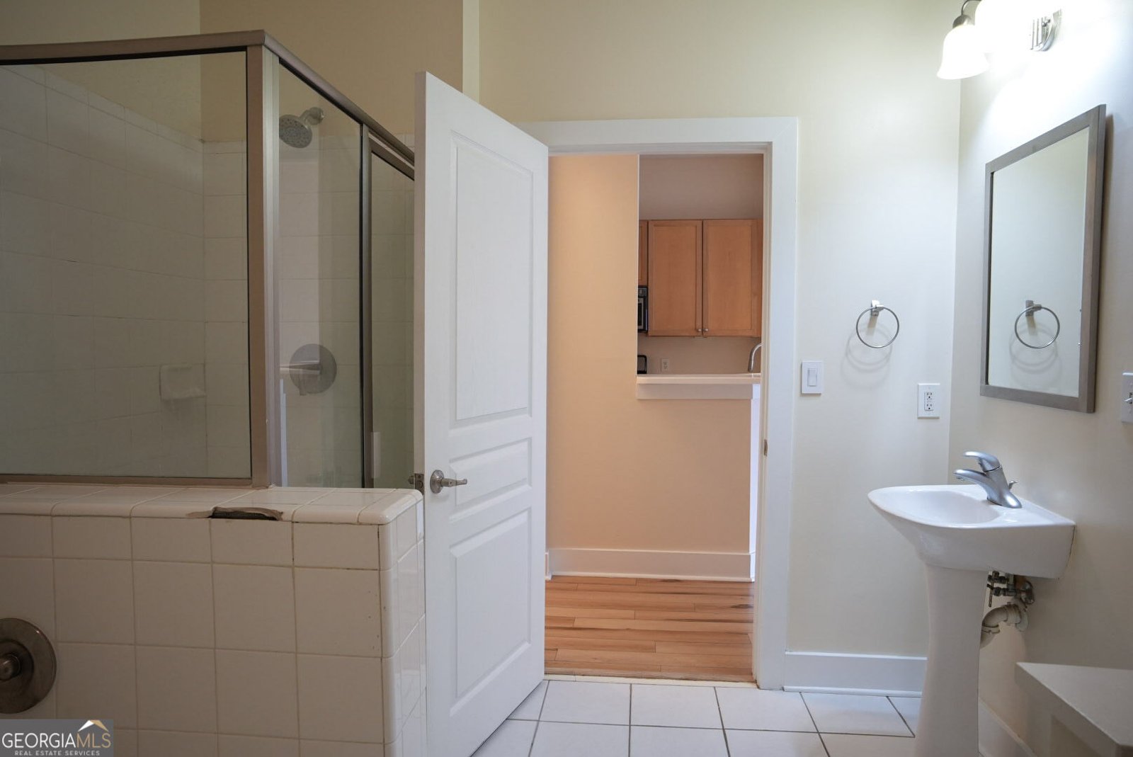 799 Hammond Drive Sandy Springs - Photo 12