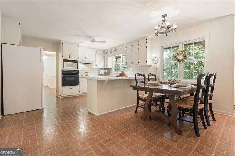 2607 Club Valley Drive Marietta - Photo 10