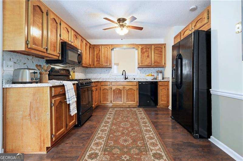 4814 Hillside Court Powder Springs - Photo 10