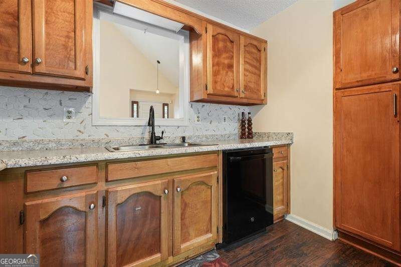 4814 Hillside Court Powder Springs - Photo 13