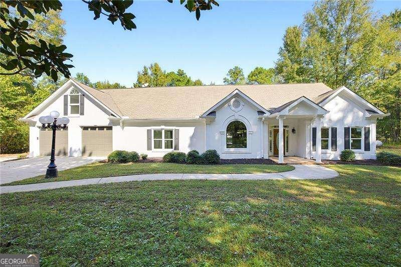 555 Brinkley Road Powder Springs - main photo