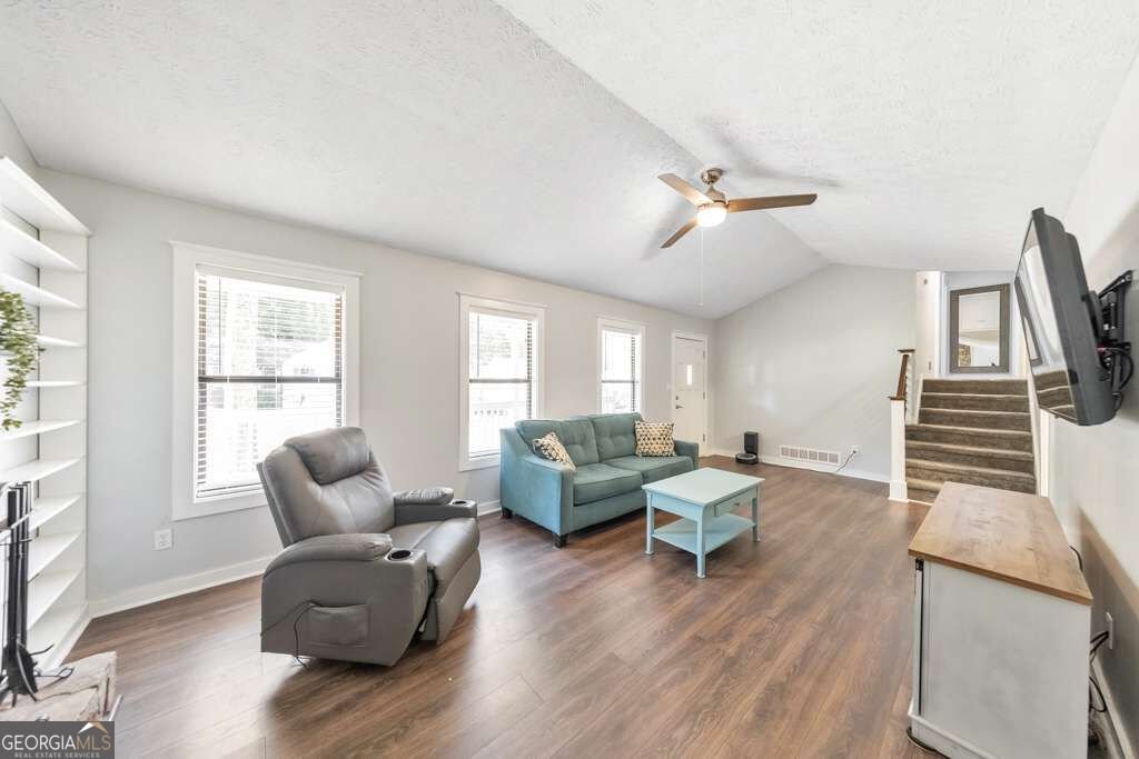 7005 Sumit Creek Drive Kennesaw - Photo 6