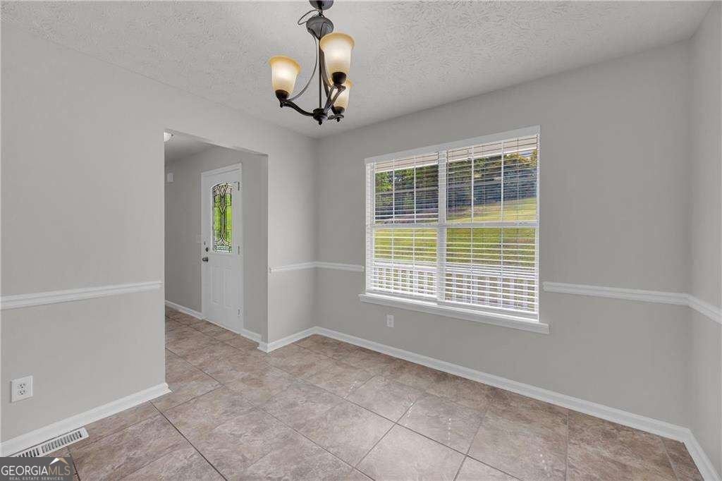 1450 Timber Walk Drive Loganville - Photo 9