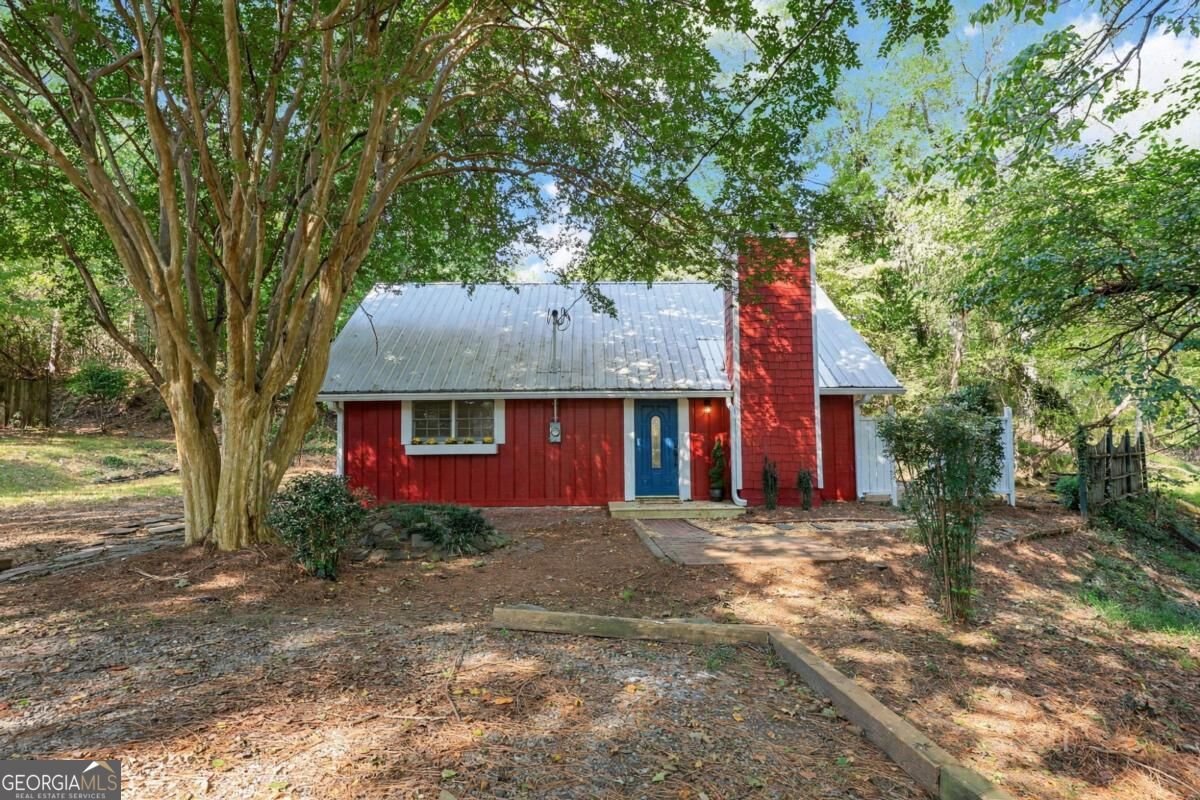 9060 Ruby Lane Gainesville - main photo
