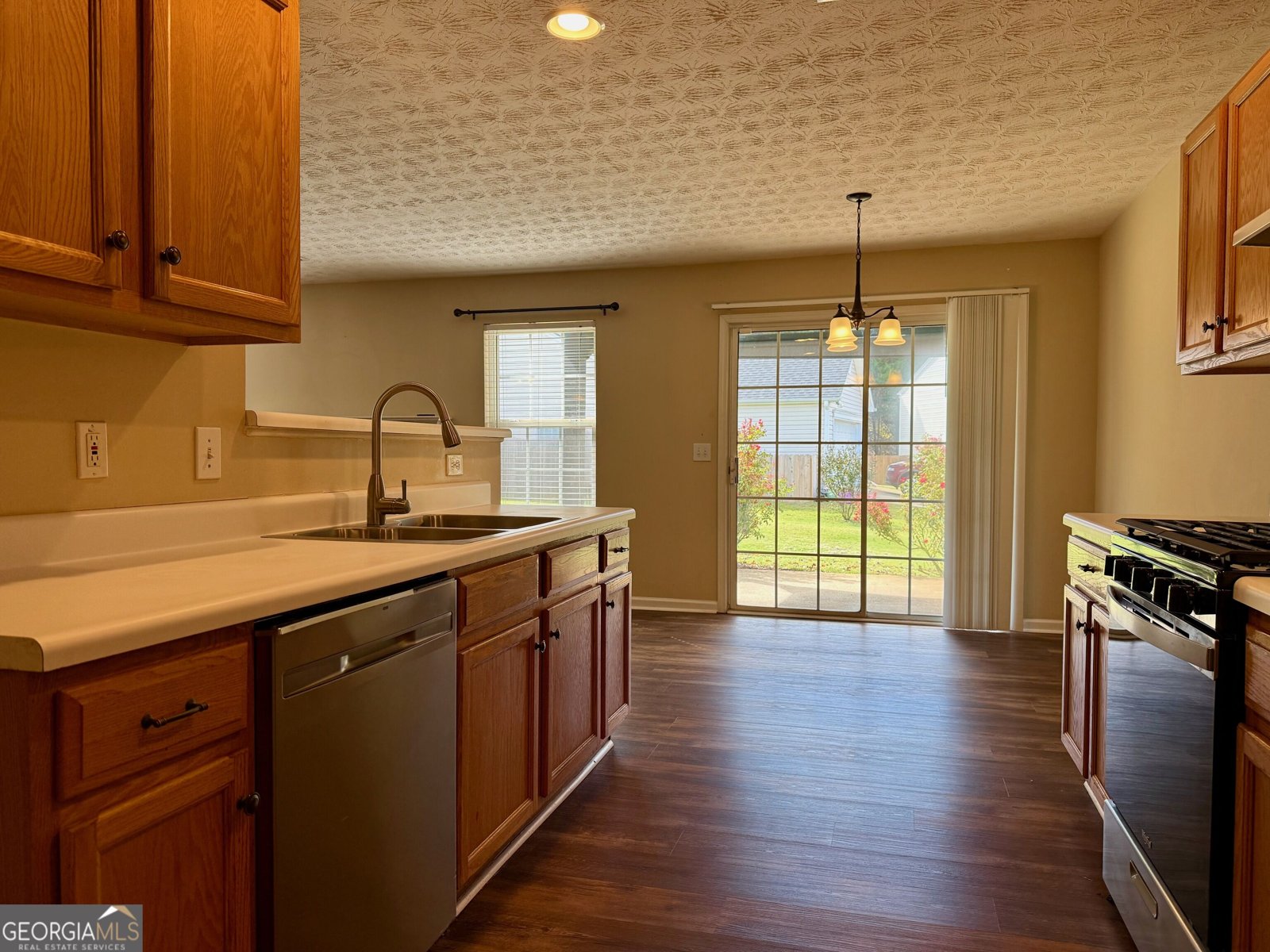 1011 River Plantation Drive Woodstock - Photo 12