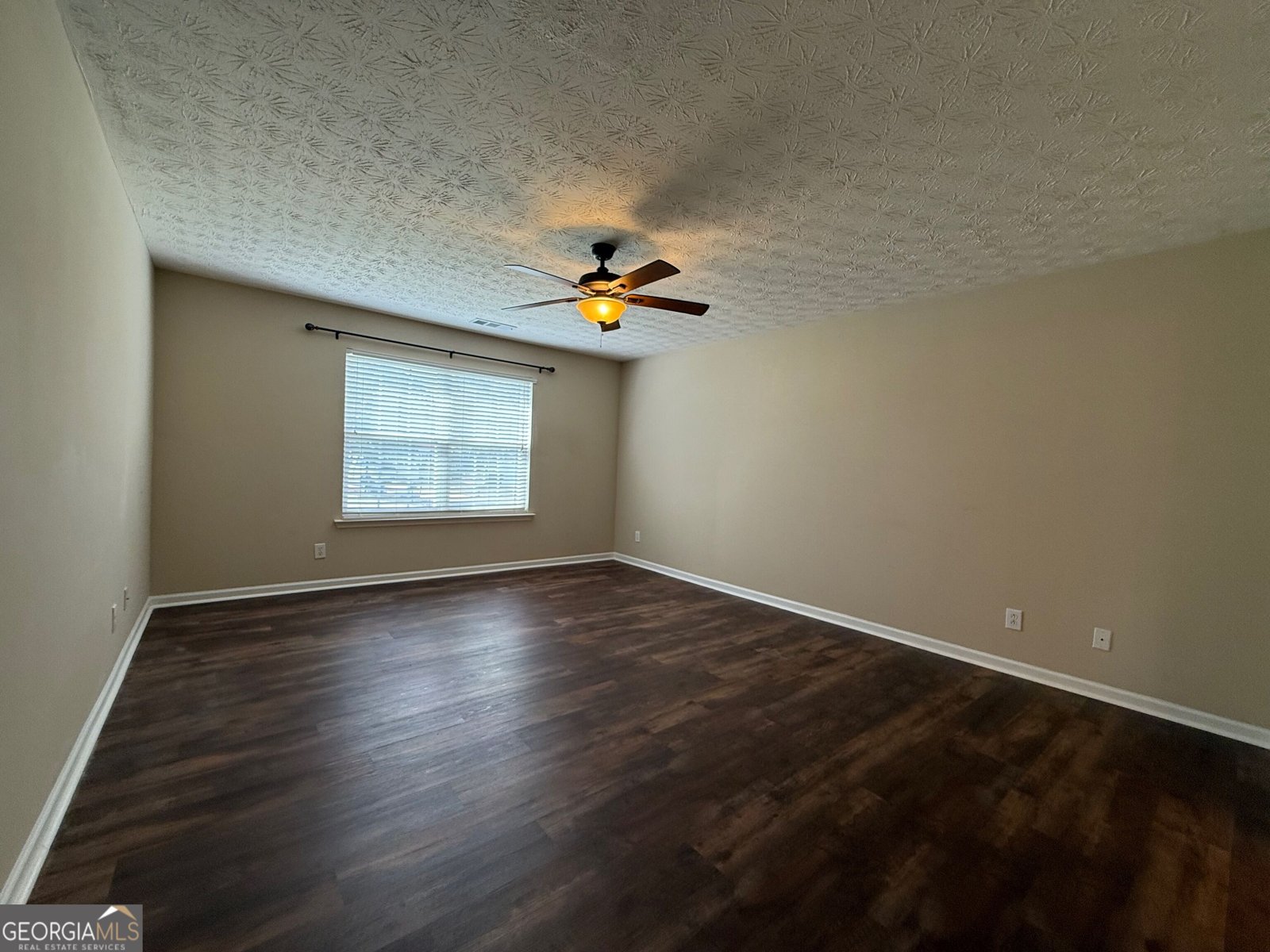 1011 River Plantation Drive Woodstock - Photo 16