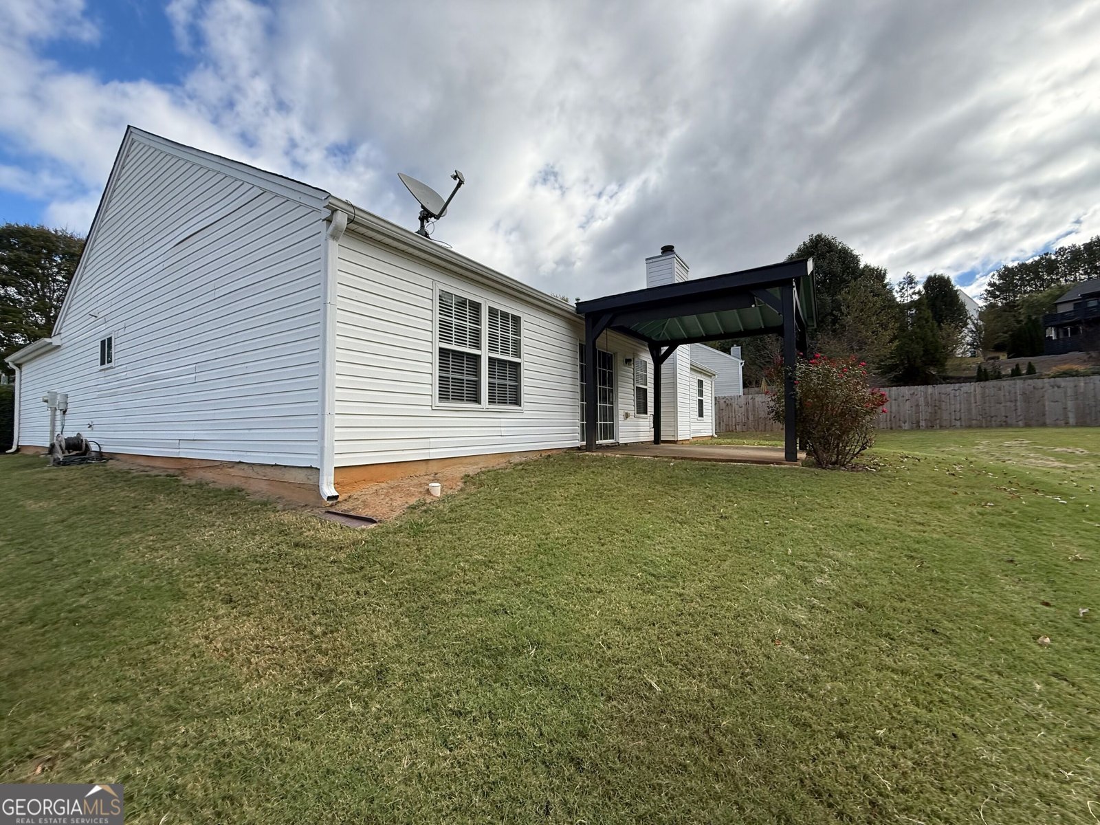 1011 River Plantation Drive Woodstock - Photo 3