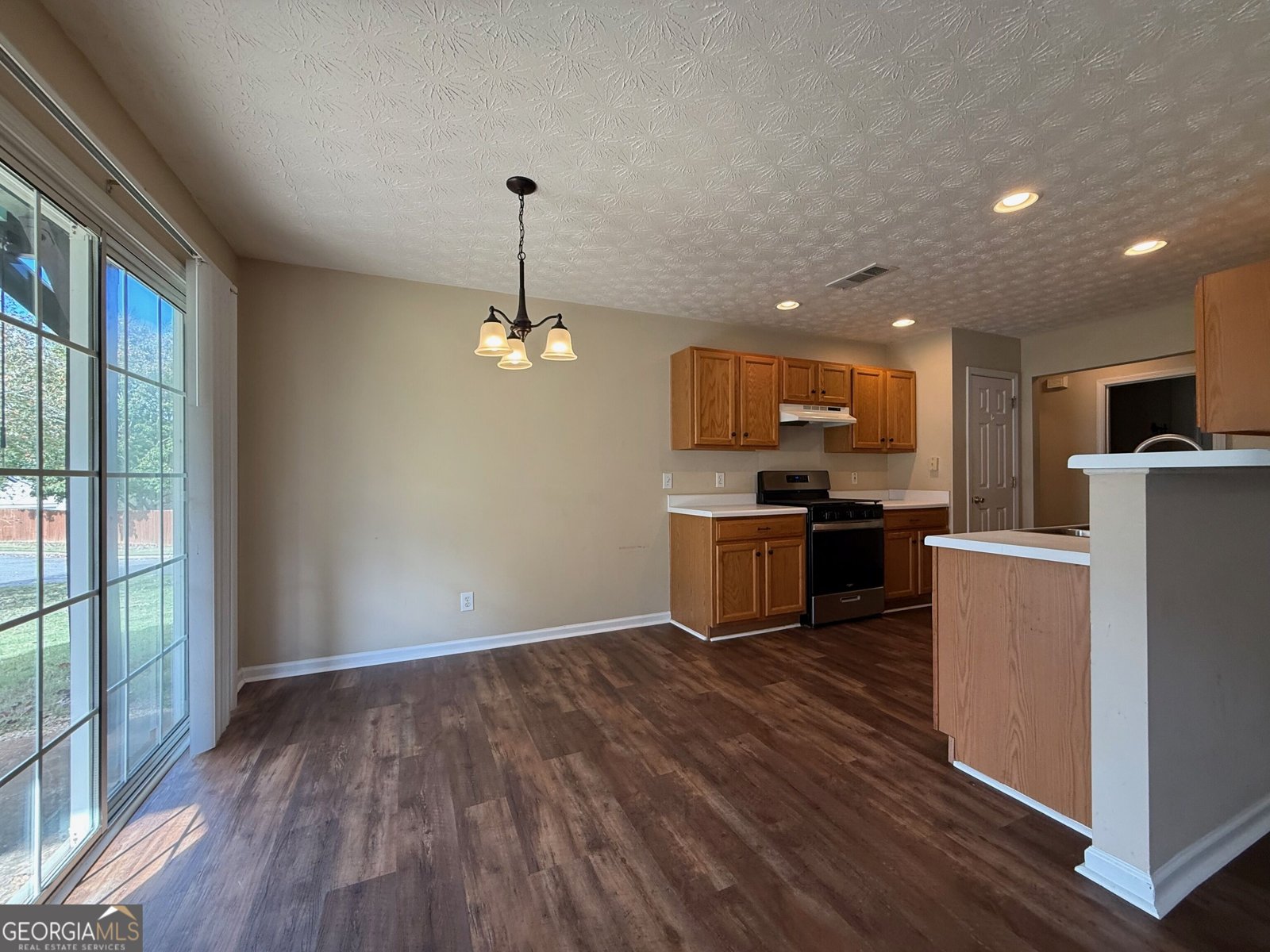 1011 River Plantation Drive Woodstock - Photo 9