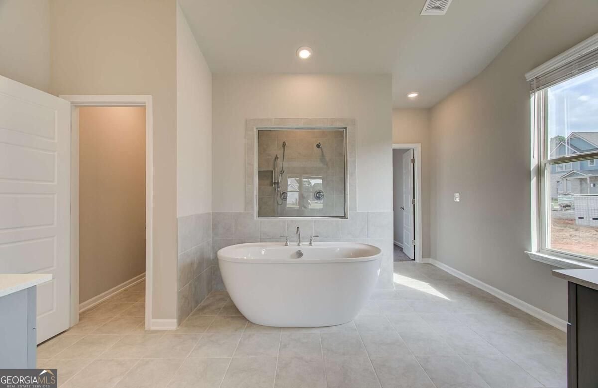 408 Sheridan Drive Stockbridge - Photo 15