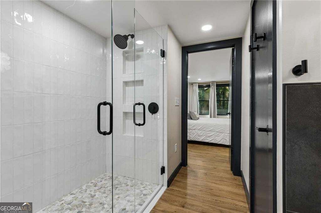 107 Emerald Cove Drive Woodstock - Photo 35