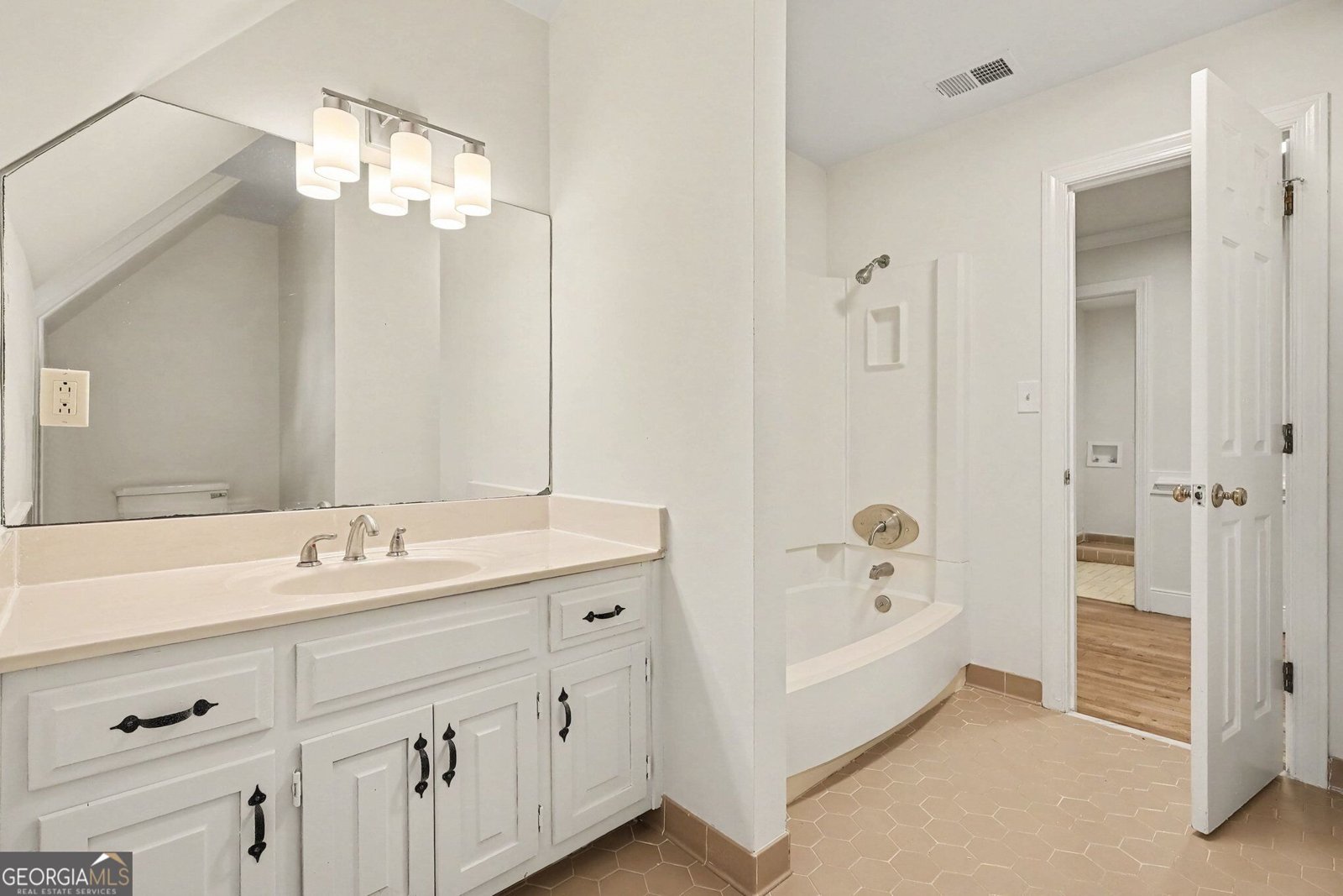 8617 Shore Drive Jonesboro - Photo 13