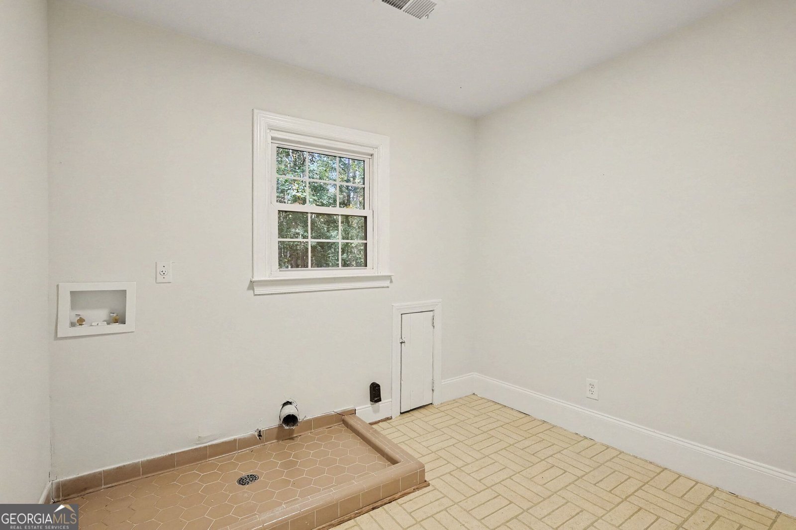 8617 Shore Drive Jonesboro - Photo 37
