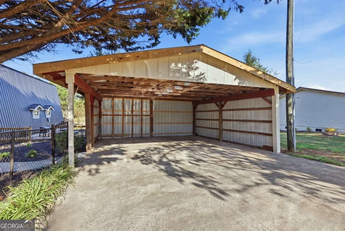 375 Wilbanks Street Baldwin - Photo 37