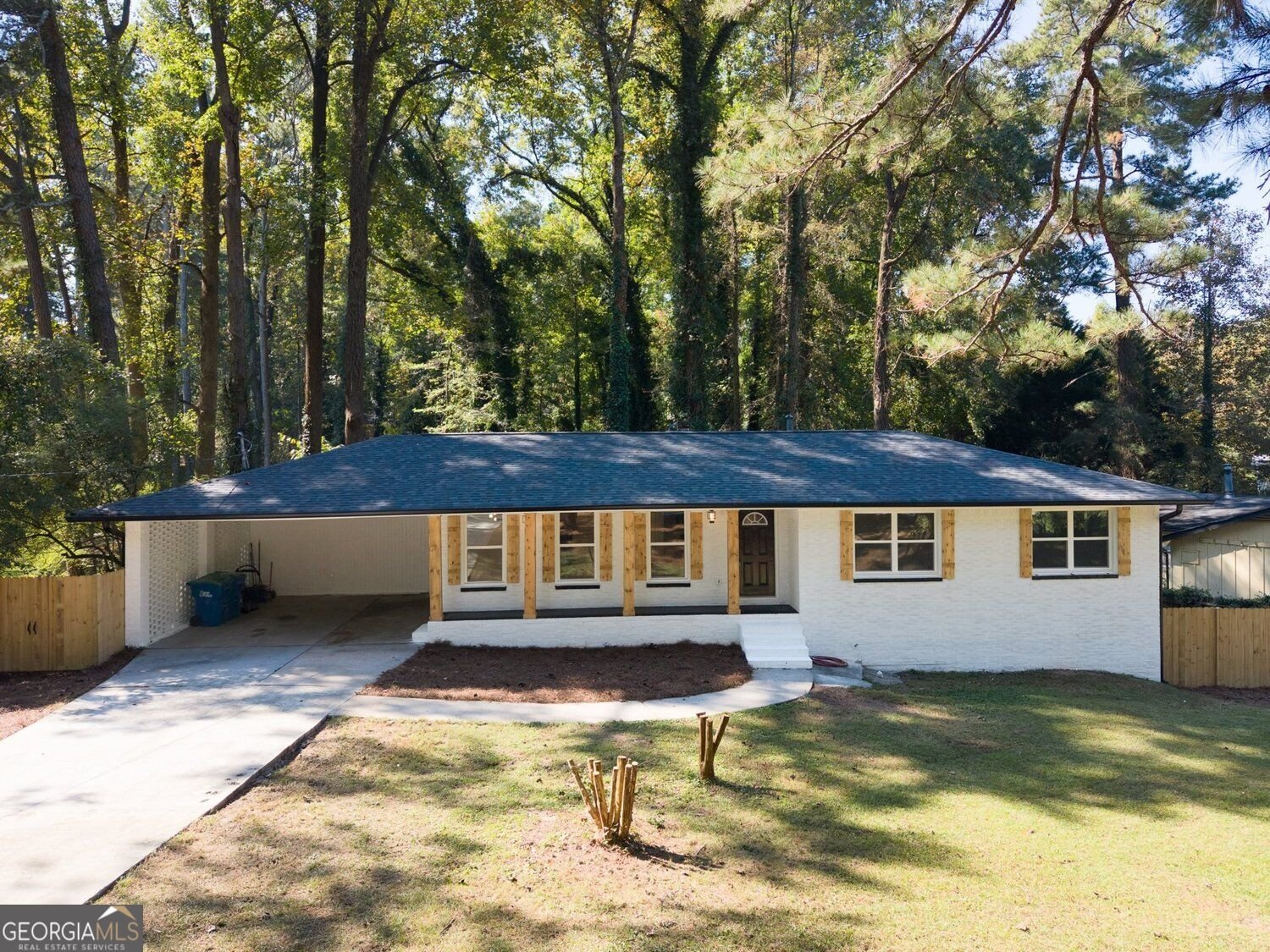 3220 Linden Garden Drive Atlanta - main photo