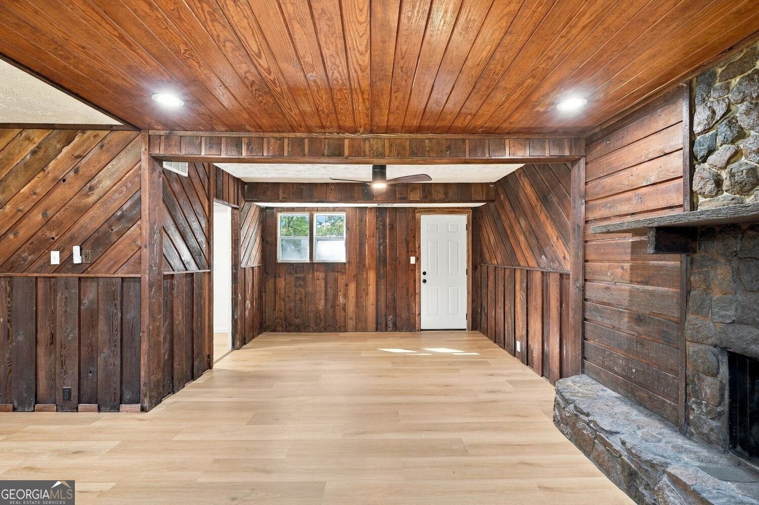 103 Hemlock Way Stockbridge - Photo 29