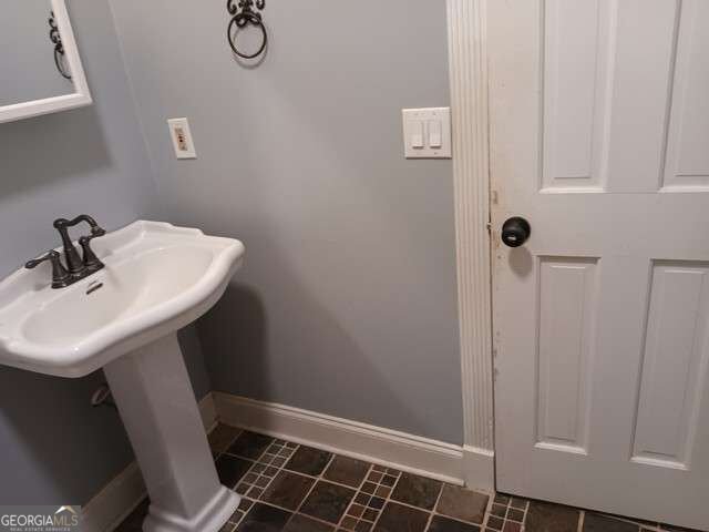 1940 Honey Creek Road Conyers - Photo 13