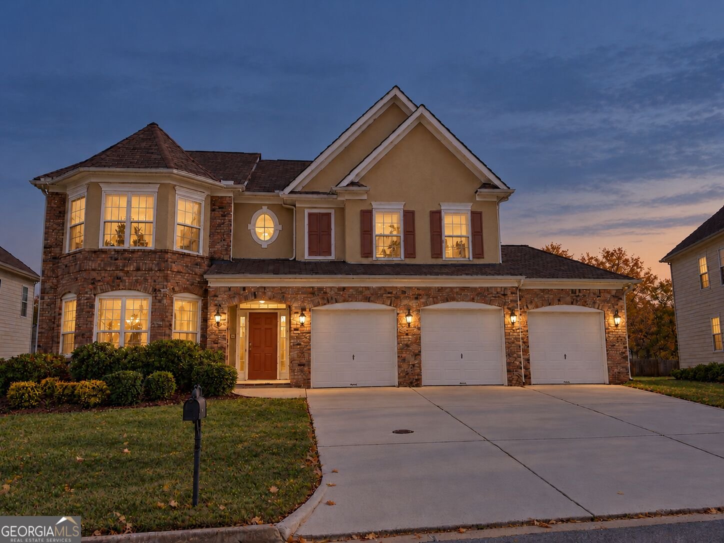 210 Perry Lane Union City - Photo 2