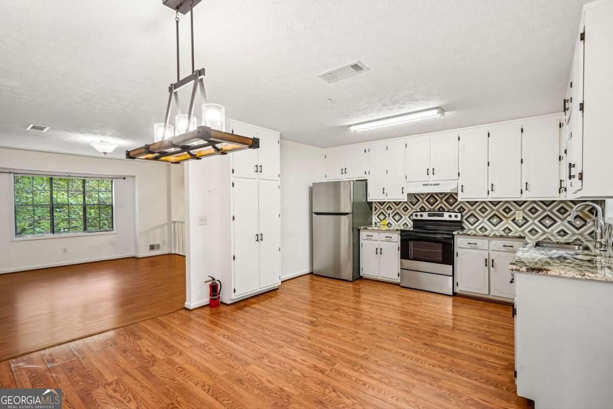 1947 Britt Drive Snellville - Photo 9