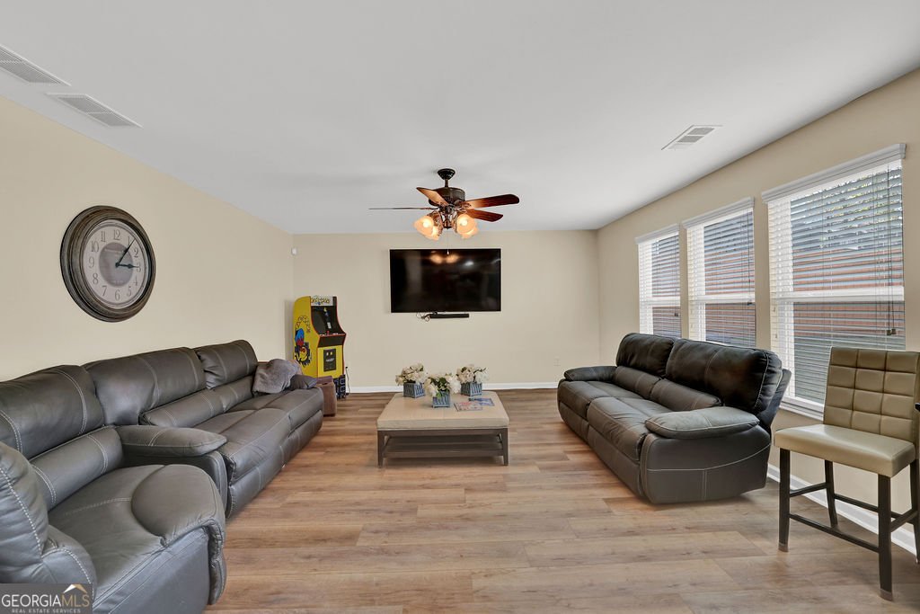 1670 Shire Village Drive Sugar Hill - Photo 10
