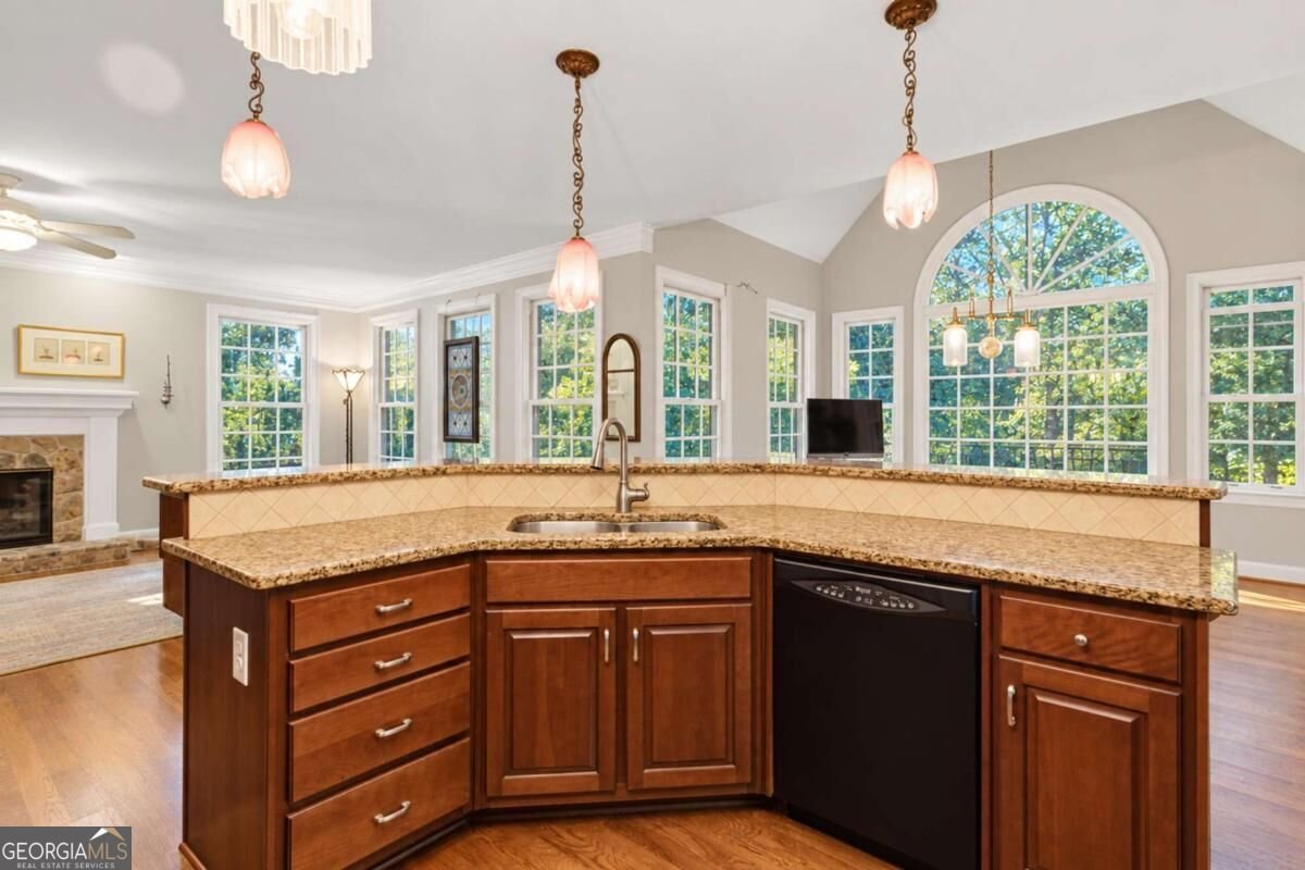 5475 Hampstead Way Johns Creek - Photo 13