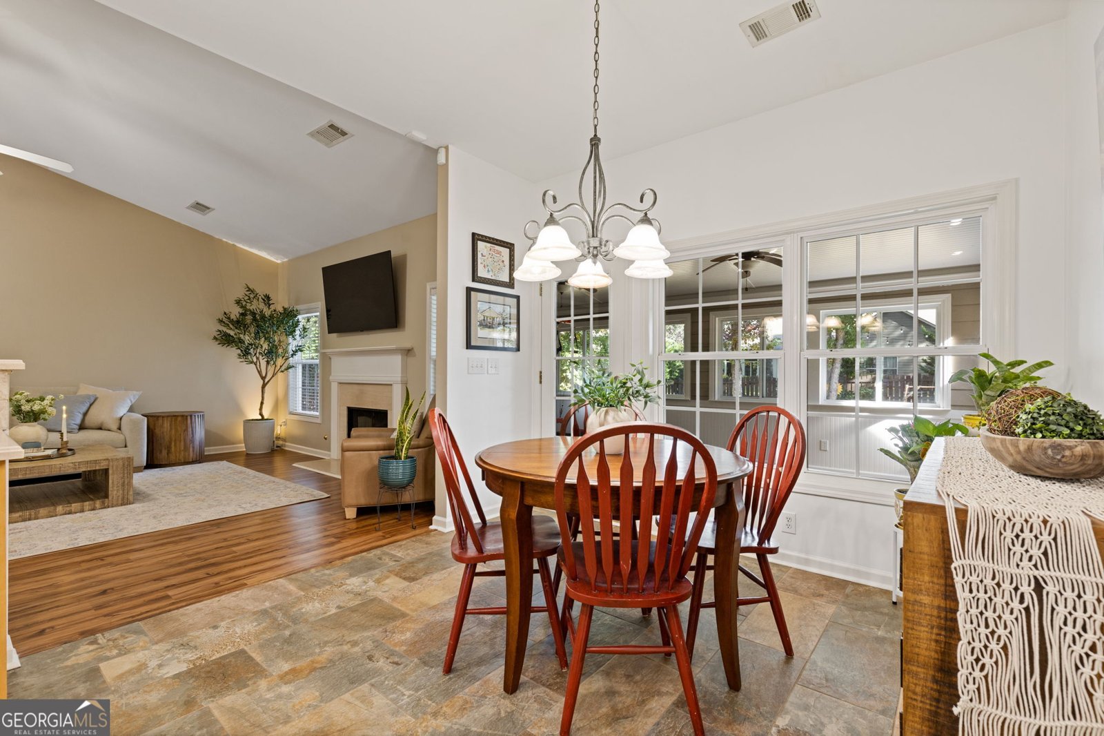 3426 Lost Meadows Court Buford - Photo 8