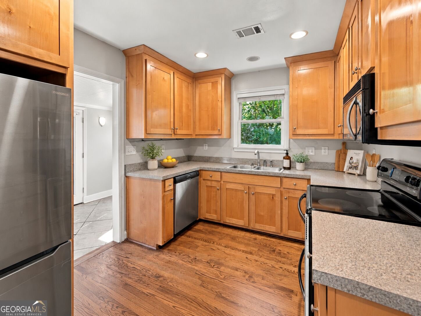 1464 Hawthorne Way East Point - Photo 12