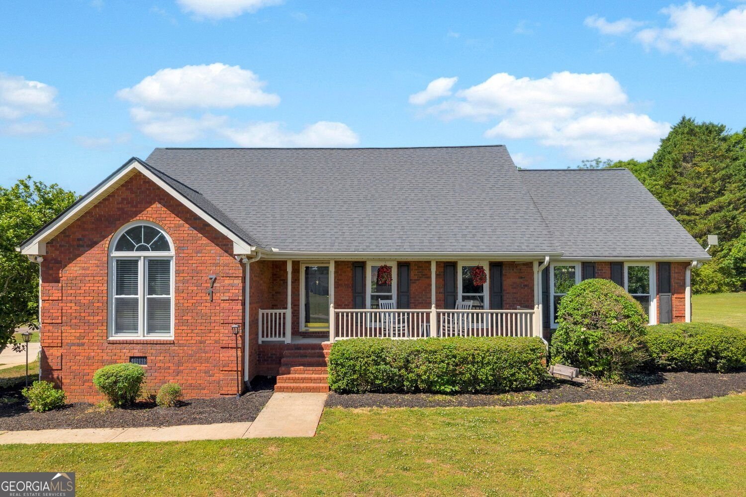 71 Woodridge Way Royston - main photo