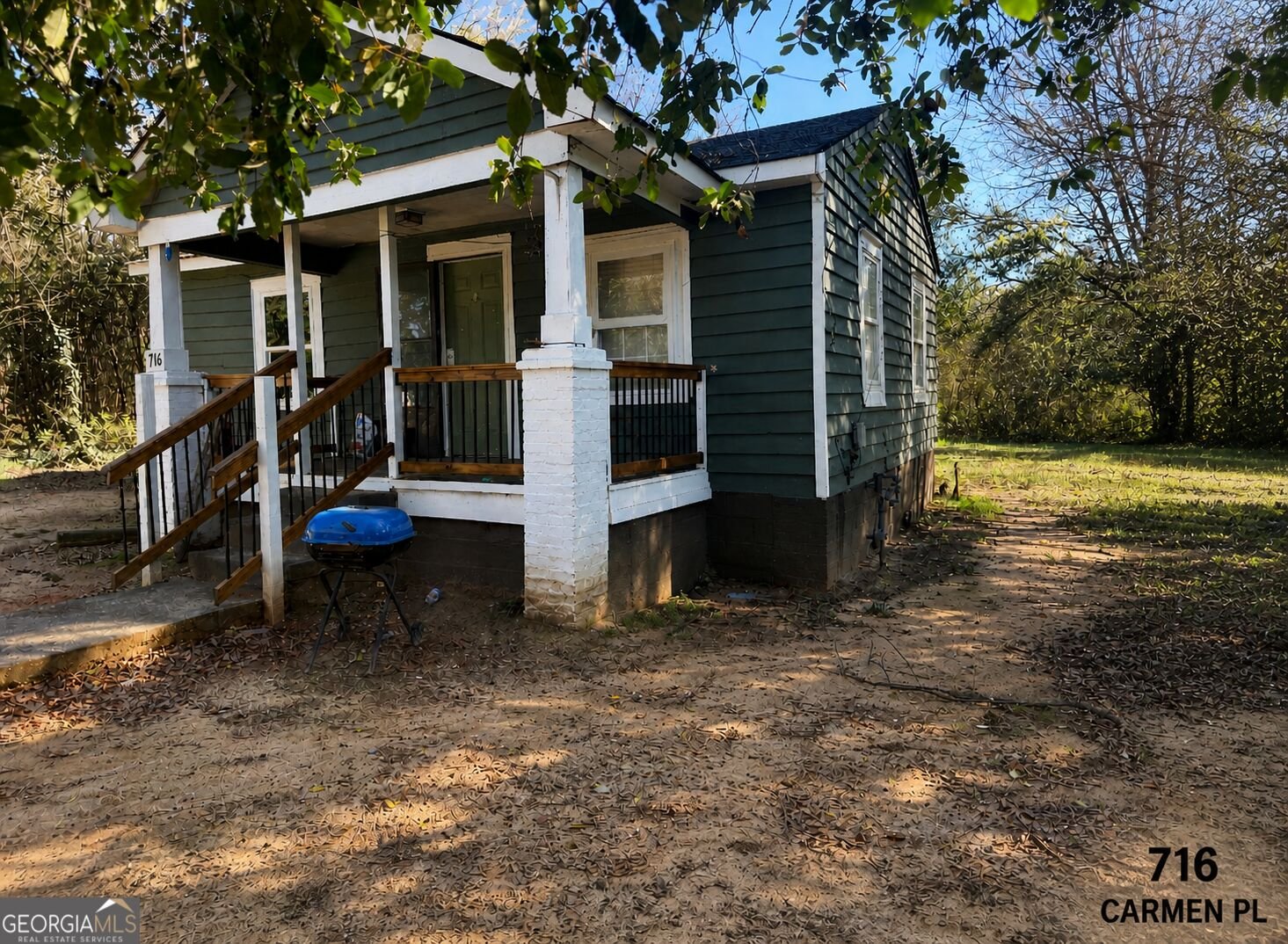 716 Carmen Place Macon - main photo