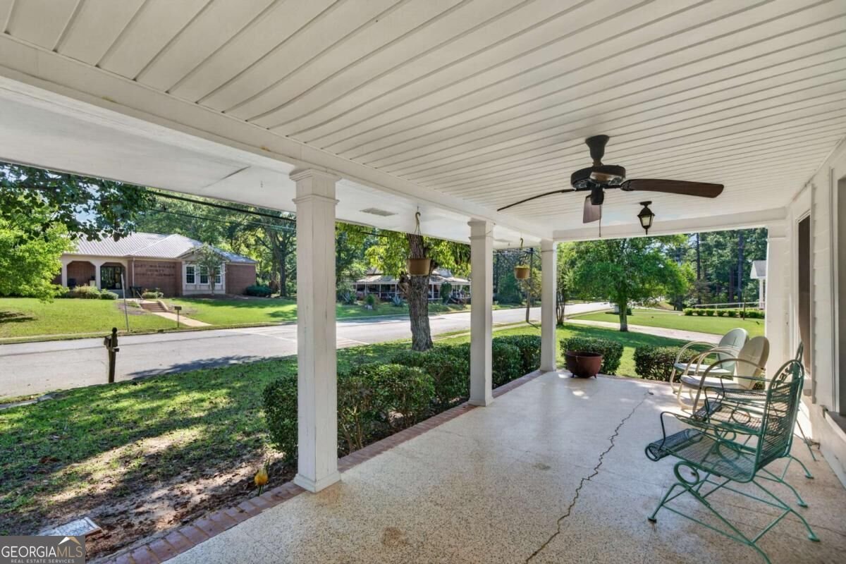 149 Main Street Irwinton - Photo 6