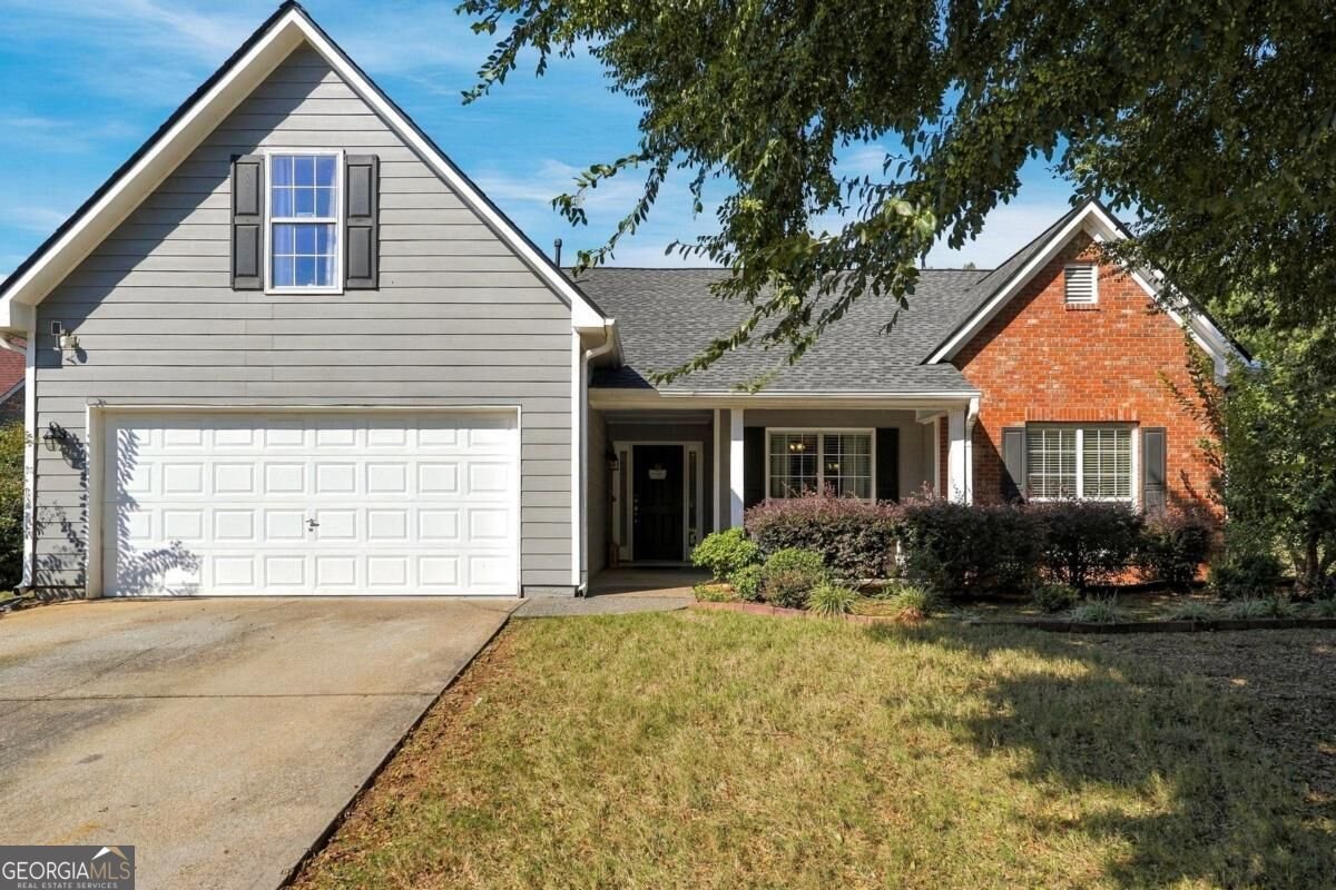2590 Harbins Mill Drive Dacula - main photo