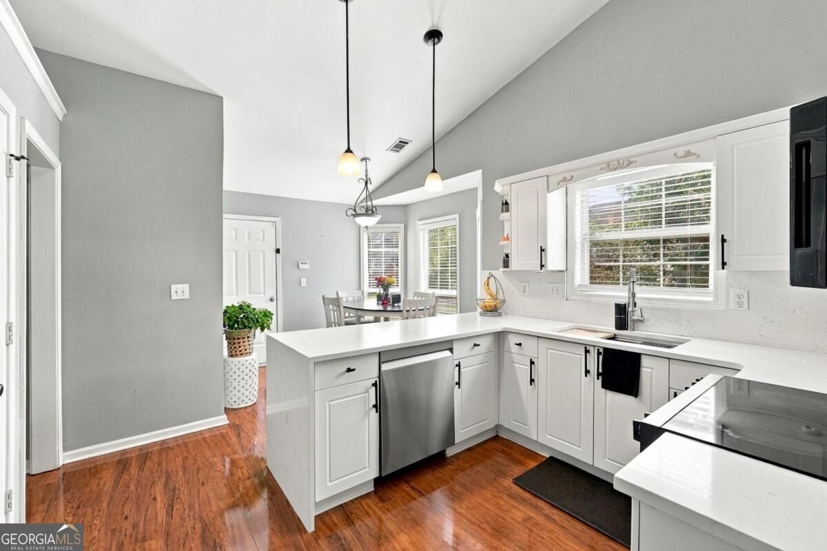 2590 Harbins Mill Drive Dacula - Photo 12