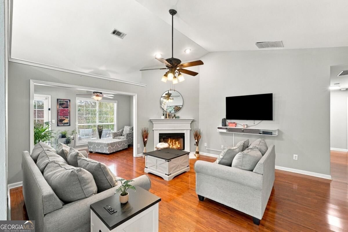 2590 Harbins Mill Drive Dacula - Photo 7