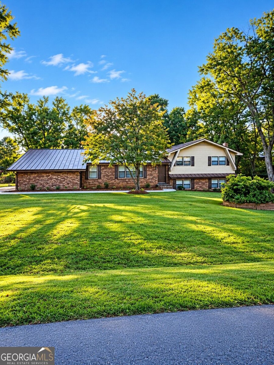 422 Hasty Drive Tunnel Hill - main photo