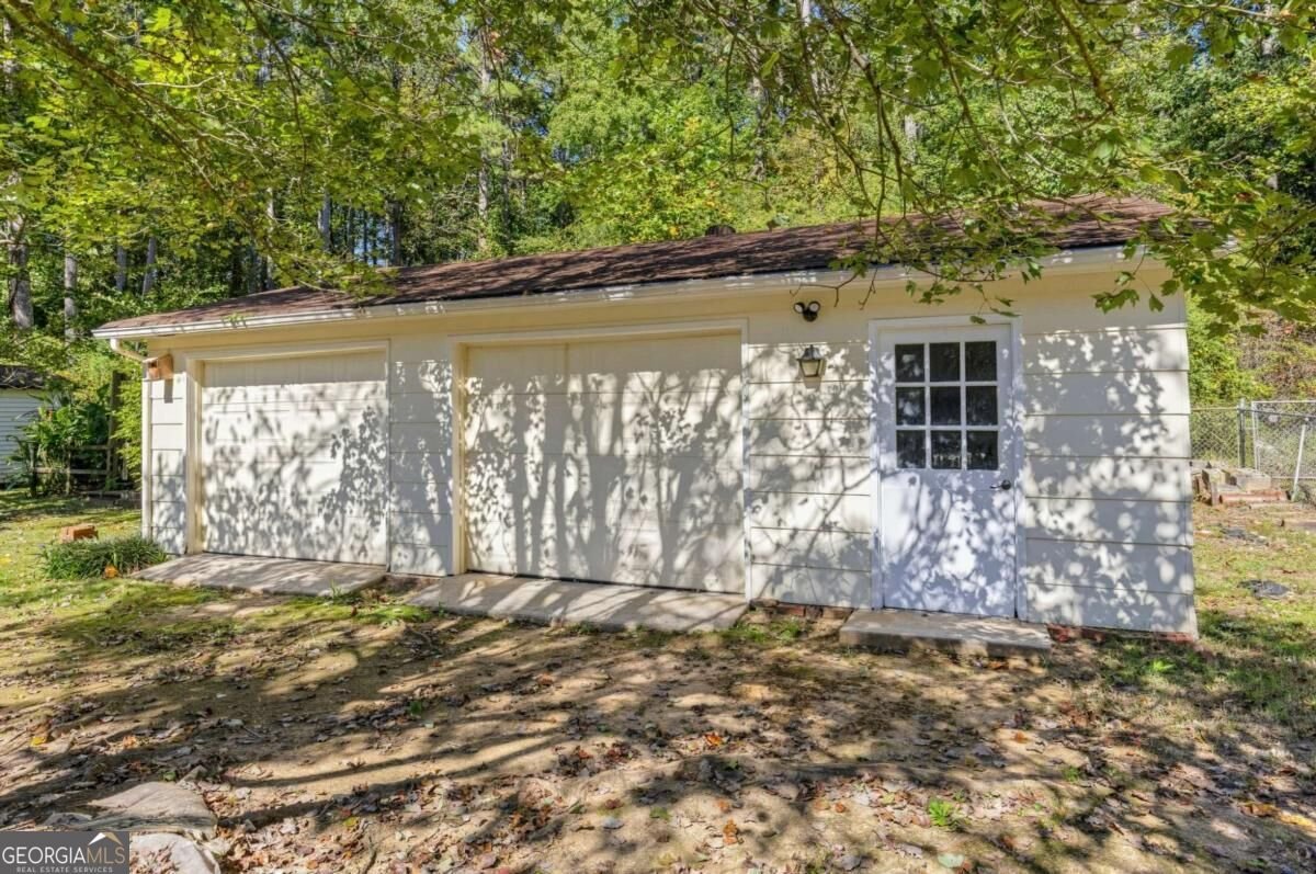 4393 Hale Place Lilburn - Photo 32