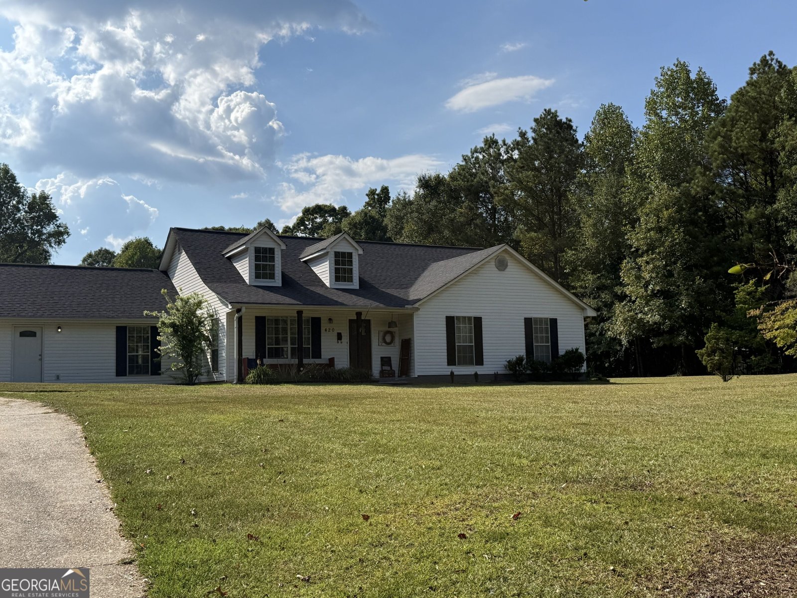 420 Charlie B Johnson Road Newnan - main photo