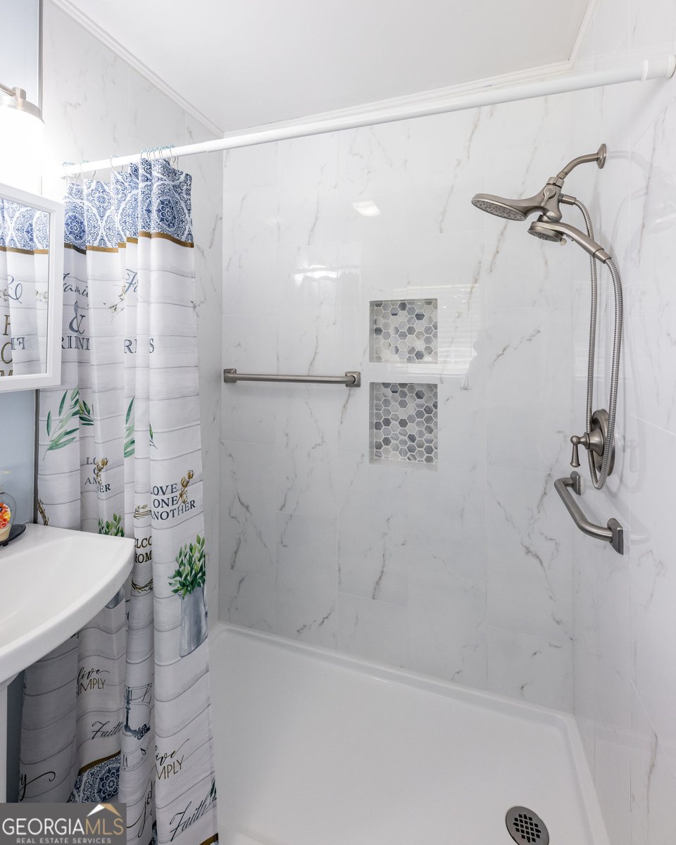 6316 74 Highway Yatesville - Photo 13