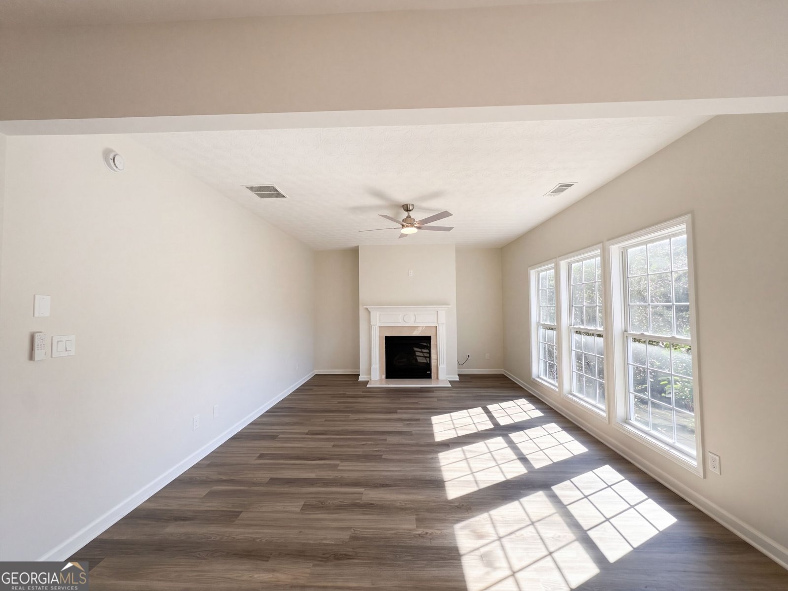6730 Island Pointe Drive Buford - Photo 11