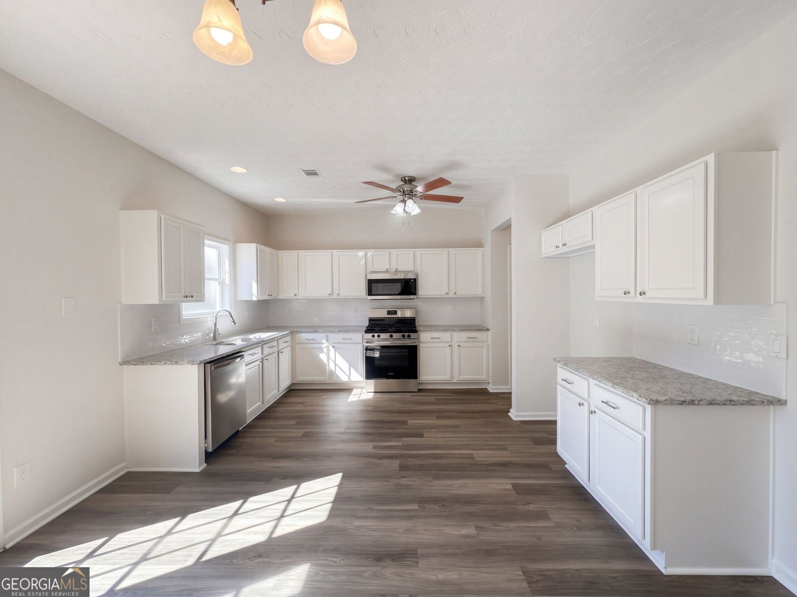 6730 Island Pointe Drive Buford - Photo 7