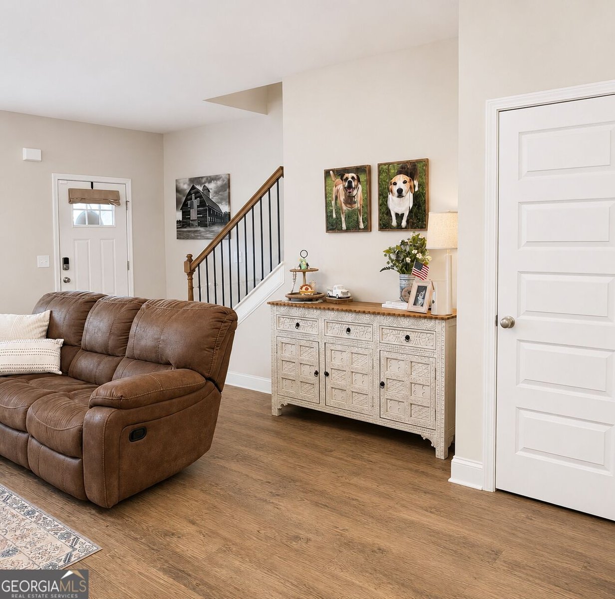 896 Crescent Lane Griffin - Photo 8