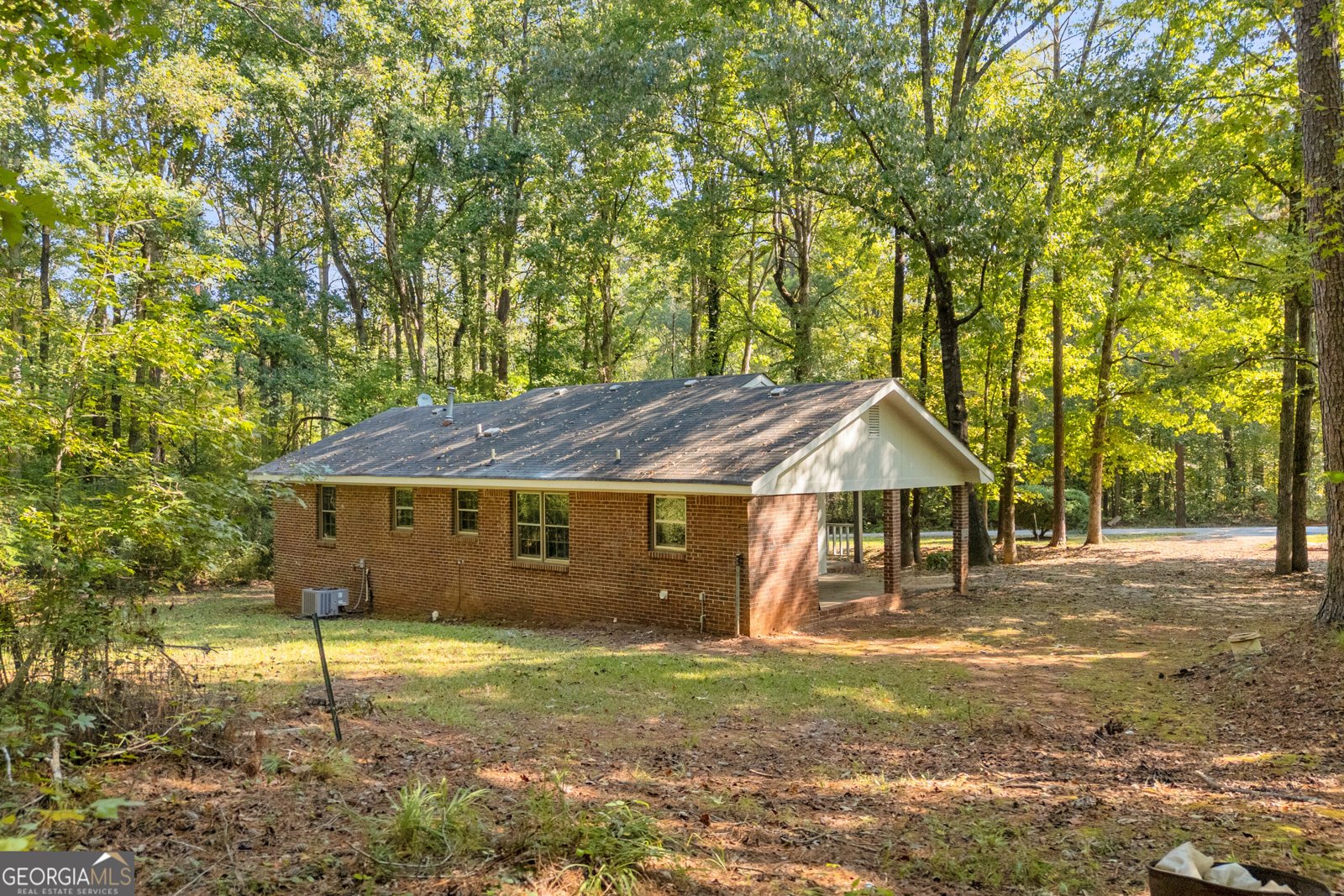 135 Sara Drive Covington - Photo 10