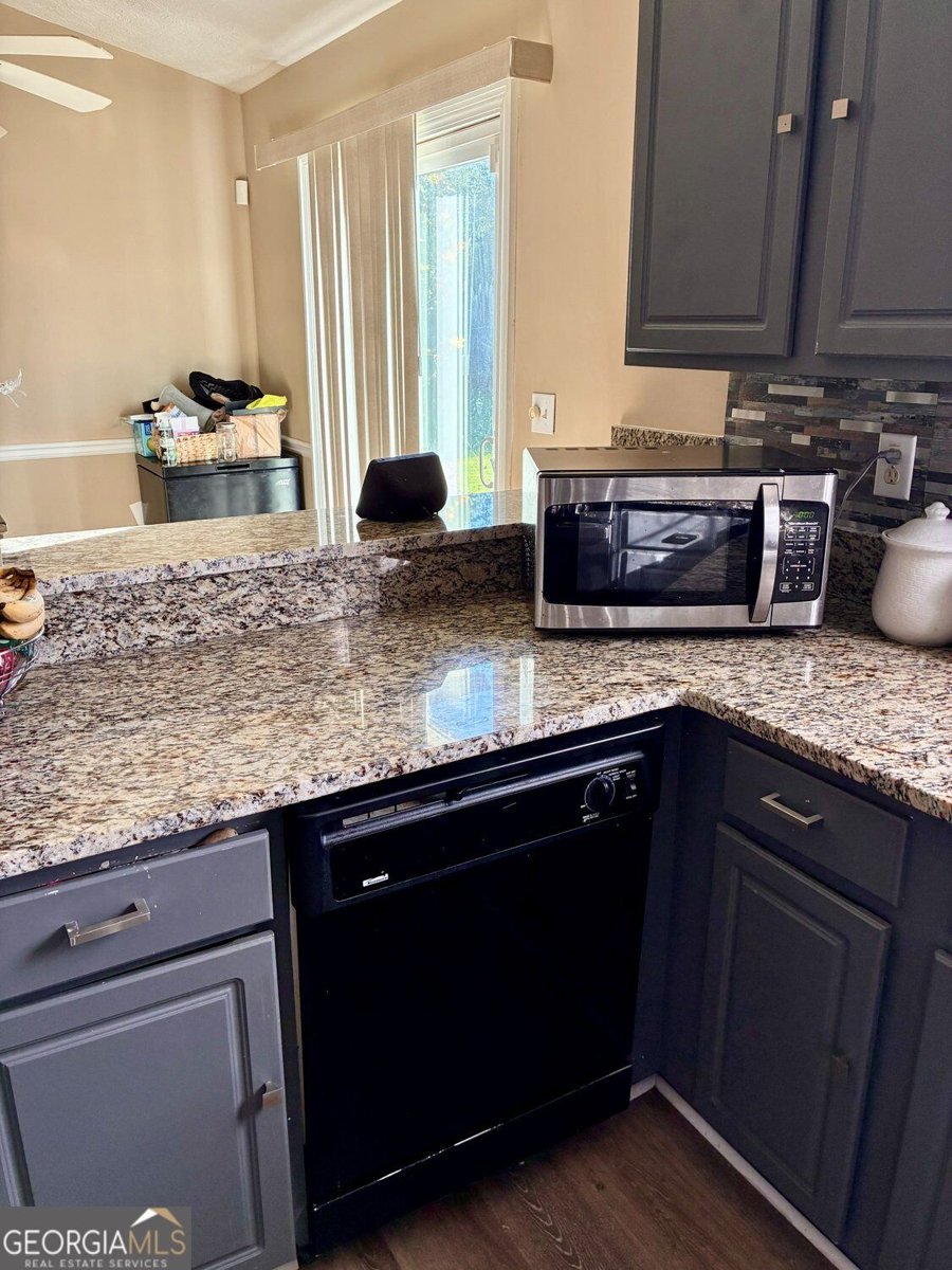 140 Greenleaf Drive Hampton - Photo 14