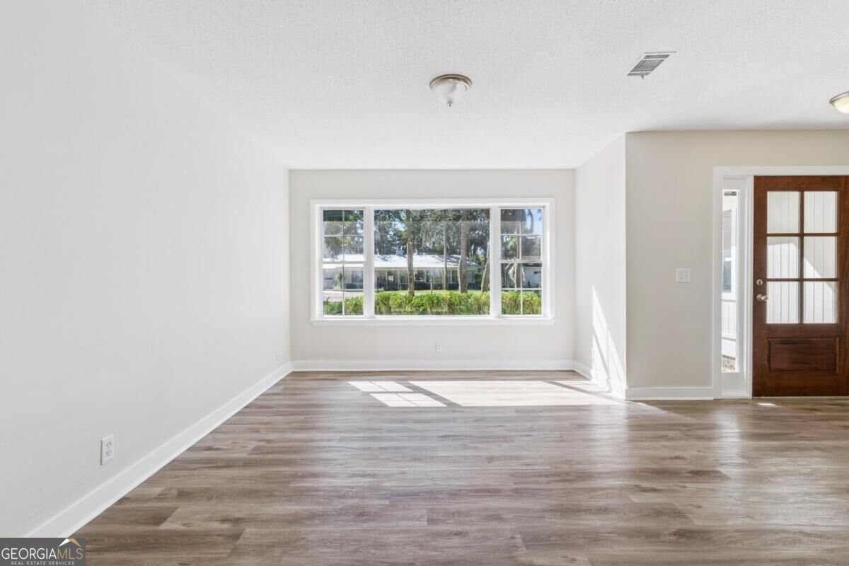 155 Belle Parkway Brunswick - Photo 6