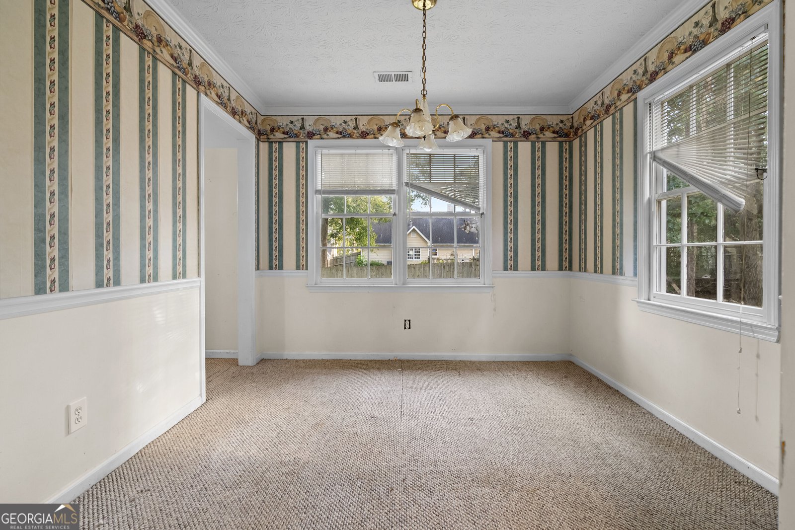 905 Burning Bush Drive Loganville - Photo 7