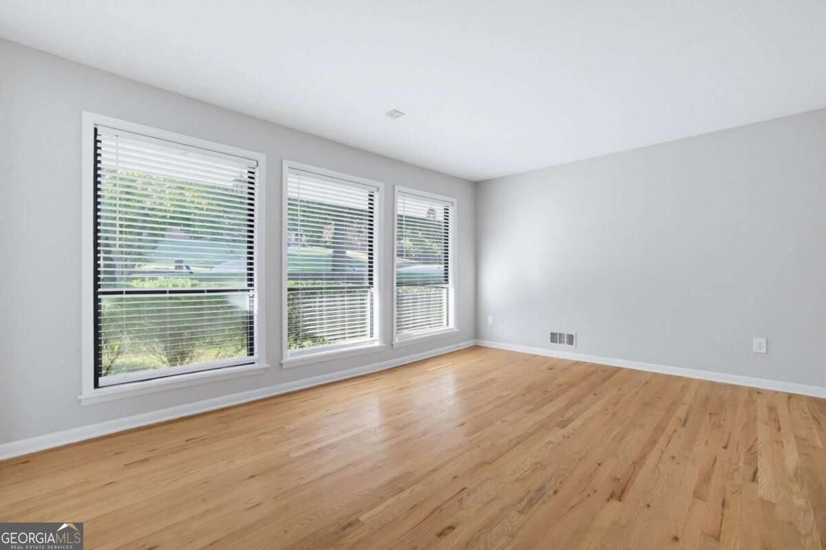 3385 Laren Lane Atlanta - Photo 8
