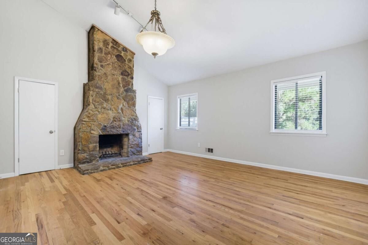 3385 Laren Lane Atlanta - Photo 9