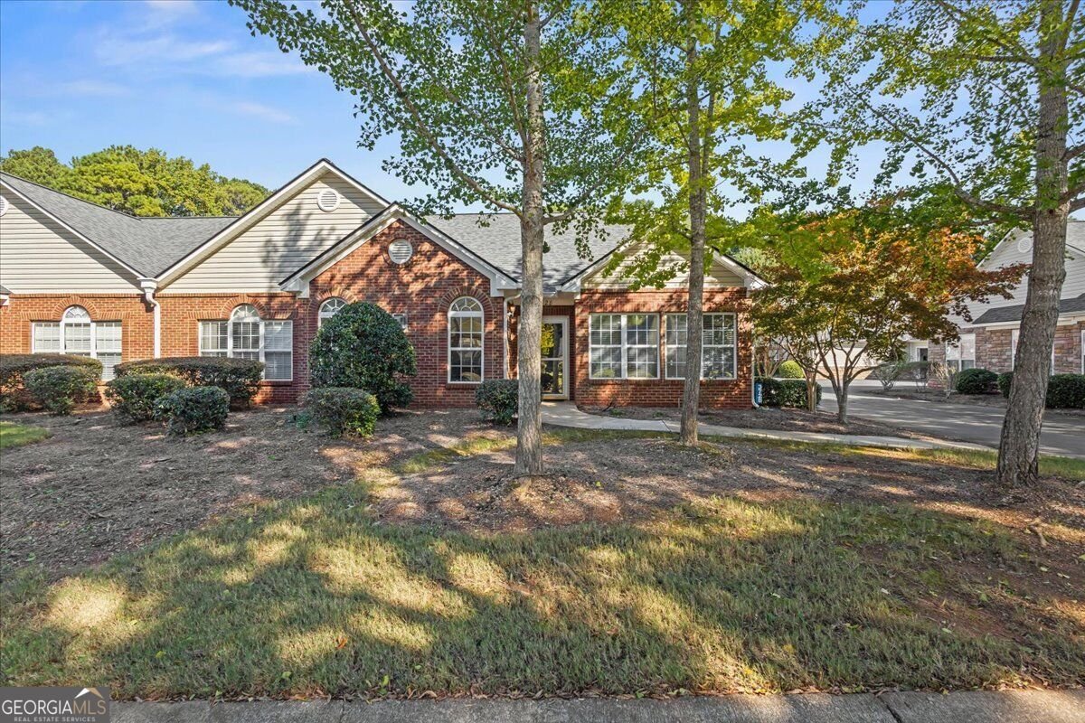 3728 Villa Springs Cir Powder Springs - main photo